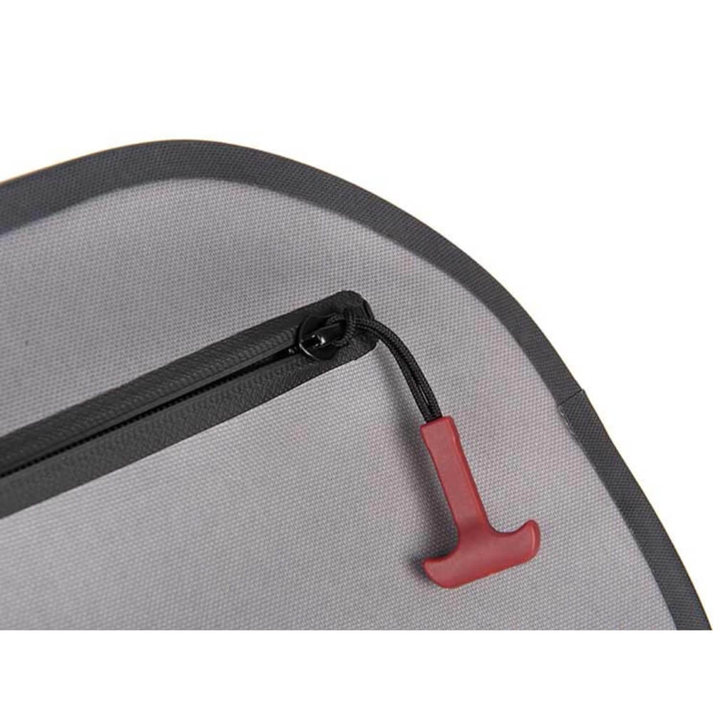 Fox Rage Pro Series Waterproof Chest Pack Detail Reißverschluss