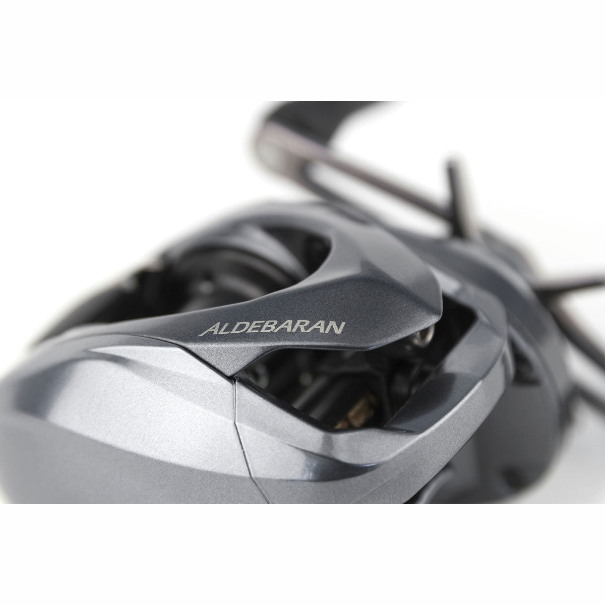 Shimano Aldebaran MGL Detail Schnurlauf Oberseite