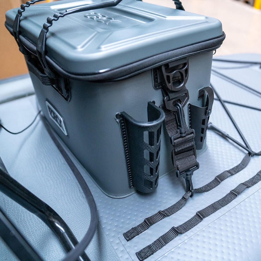 Zeck Tackle Container Pro Anwendungsbeispiel Tusker Kayak