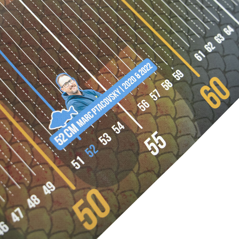 LMAB YPC Measure Mat / Original YouTube Predator Cup 2026 Maßband Detail Barsch
